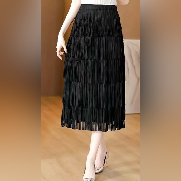 Jane Chic Designs Innovative Skirt - Picture 9 of 15